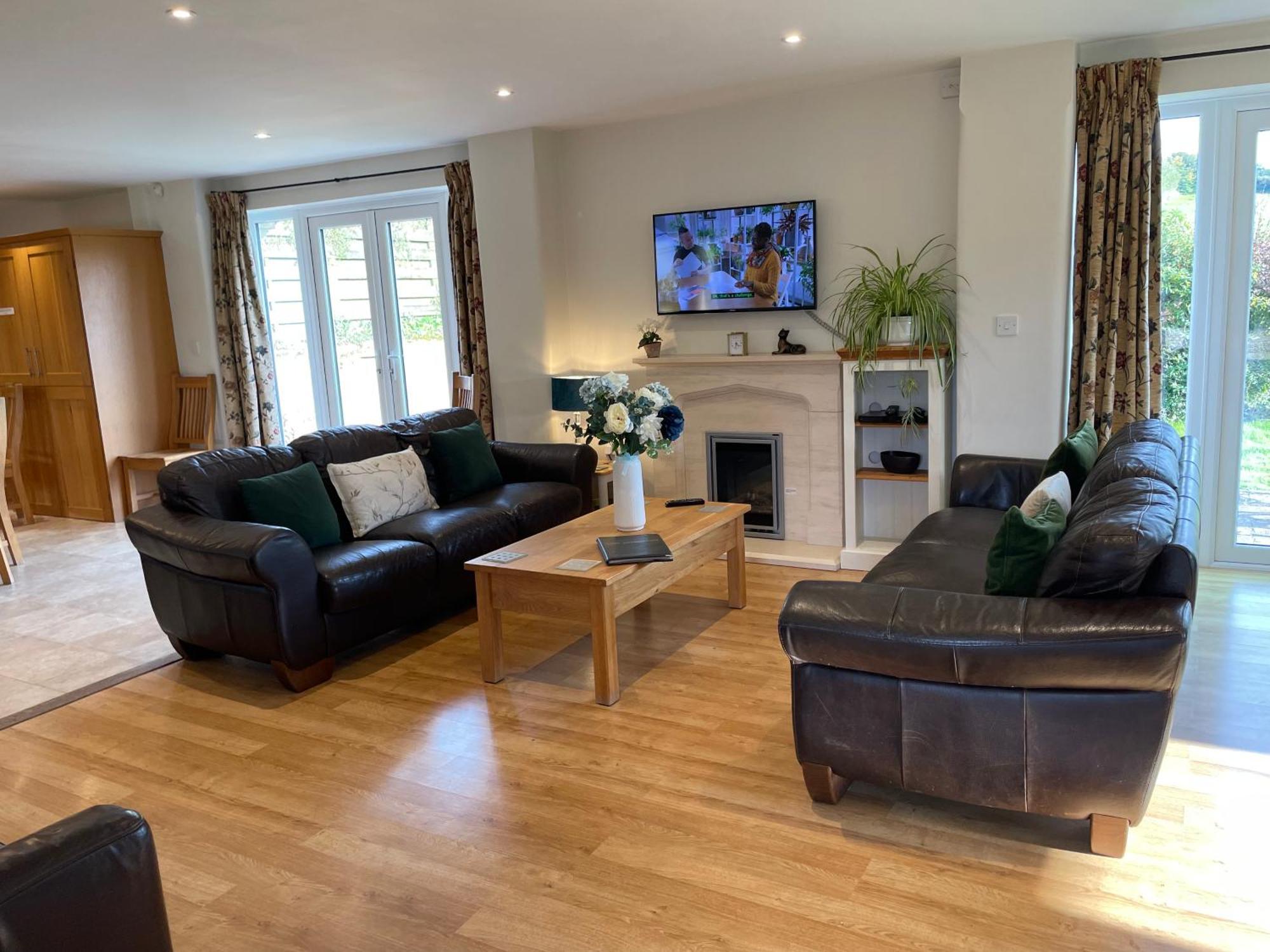 多切斯特Crowthorne, Bookham Court别墅 外观 照片